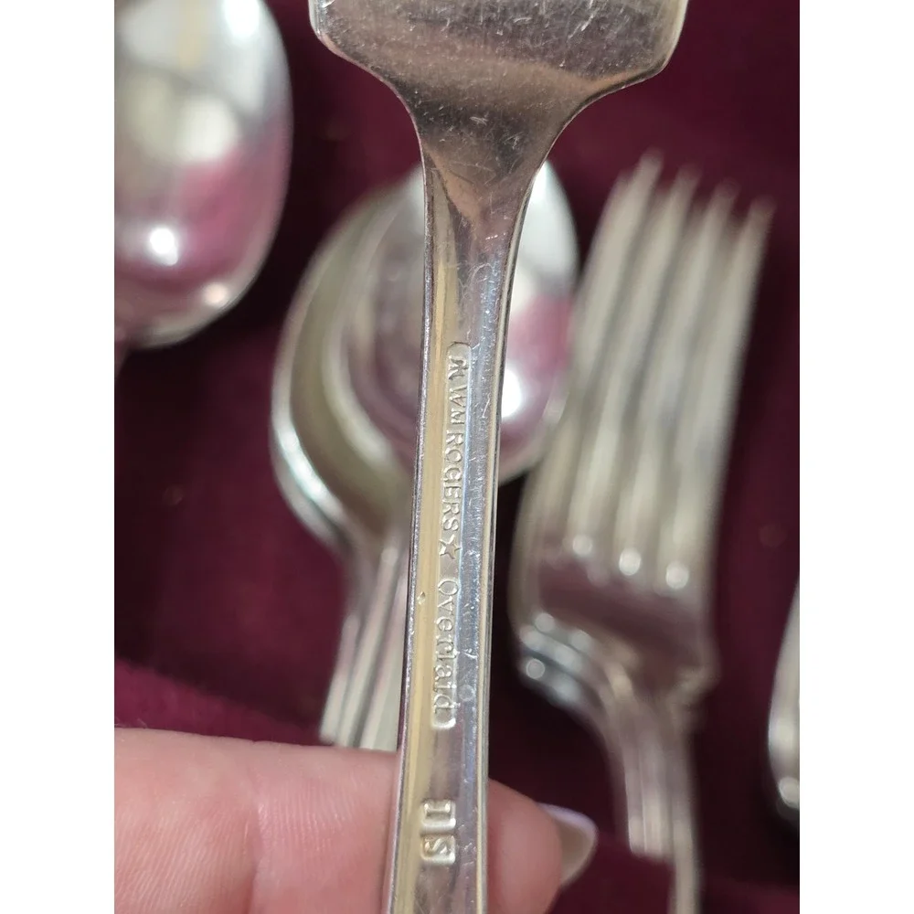 Wm Rogers & Son this vintage